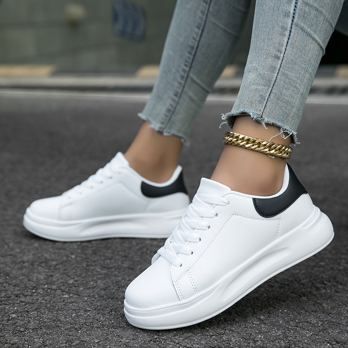 Lyric | Comfortable Sneakers