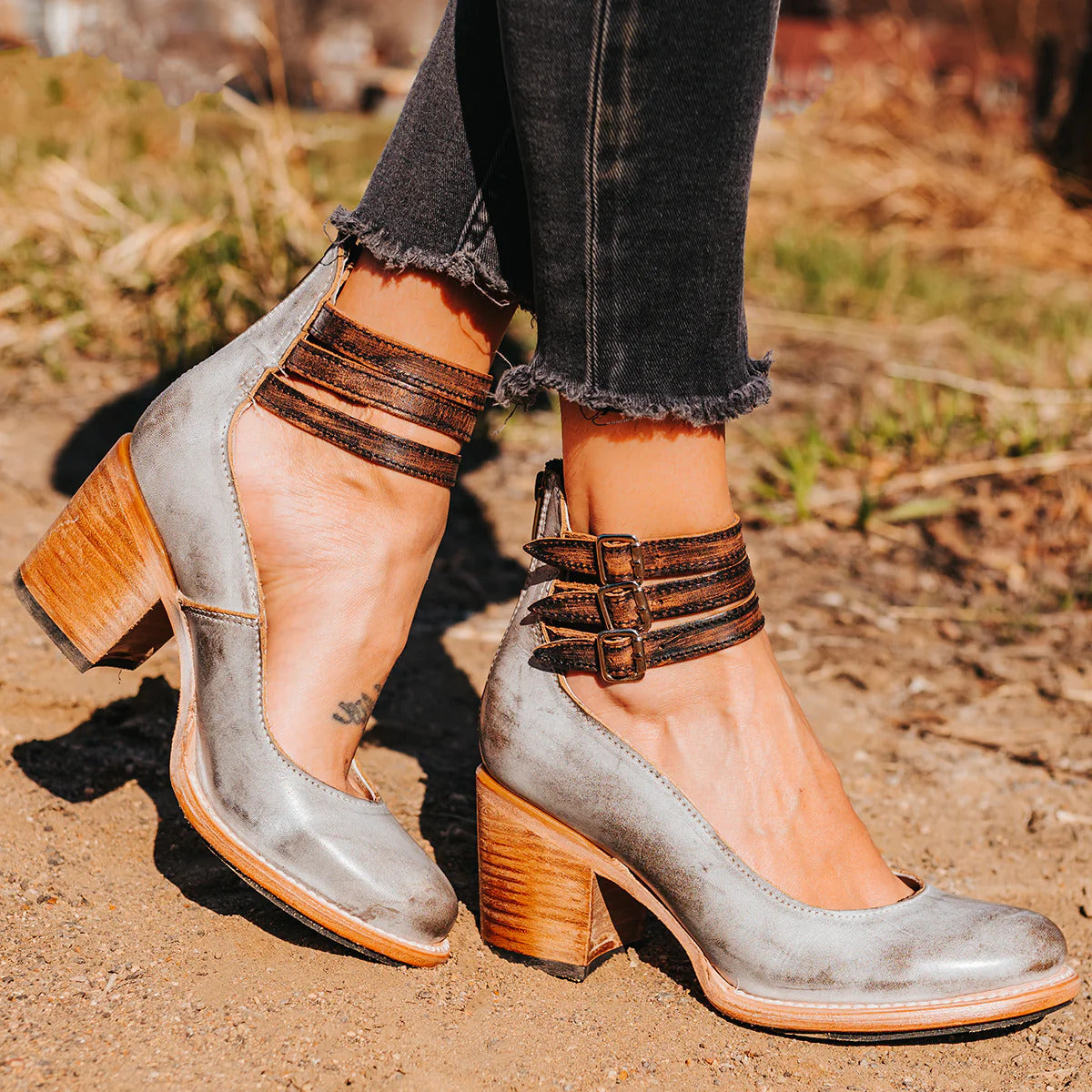 Celina | Vintage Pumps