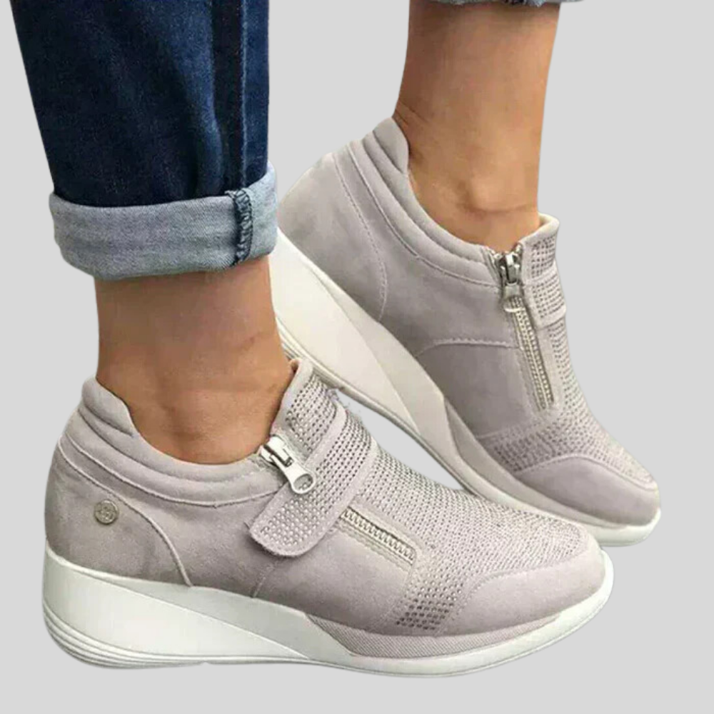 Chloe - Women's Sneakers with Zip Closure