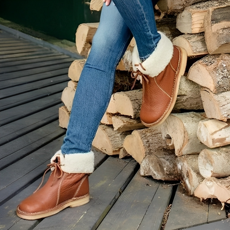 Aira - Stylish and Warm Winter Boots for Women