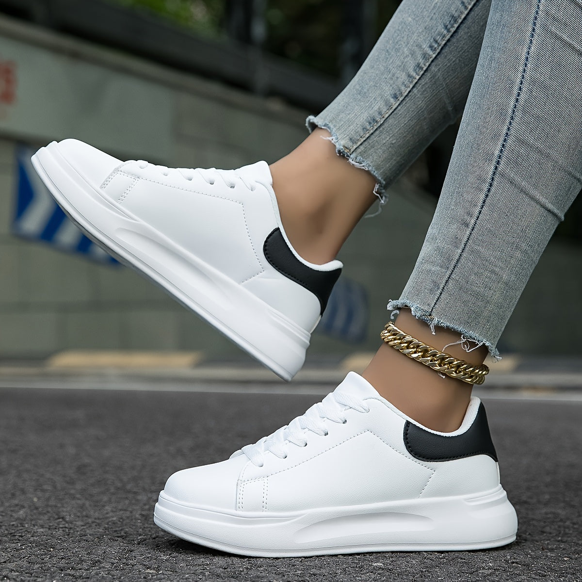 Lyric | Comfortable Sneakers