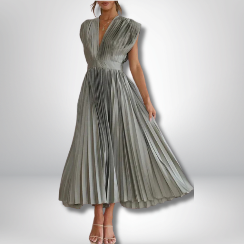 Aria - Maxi Dress with V-neck and Pleats