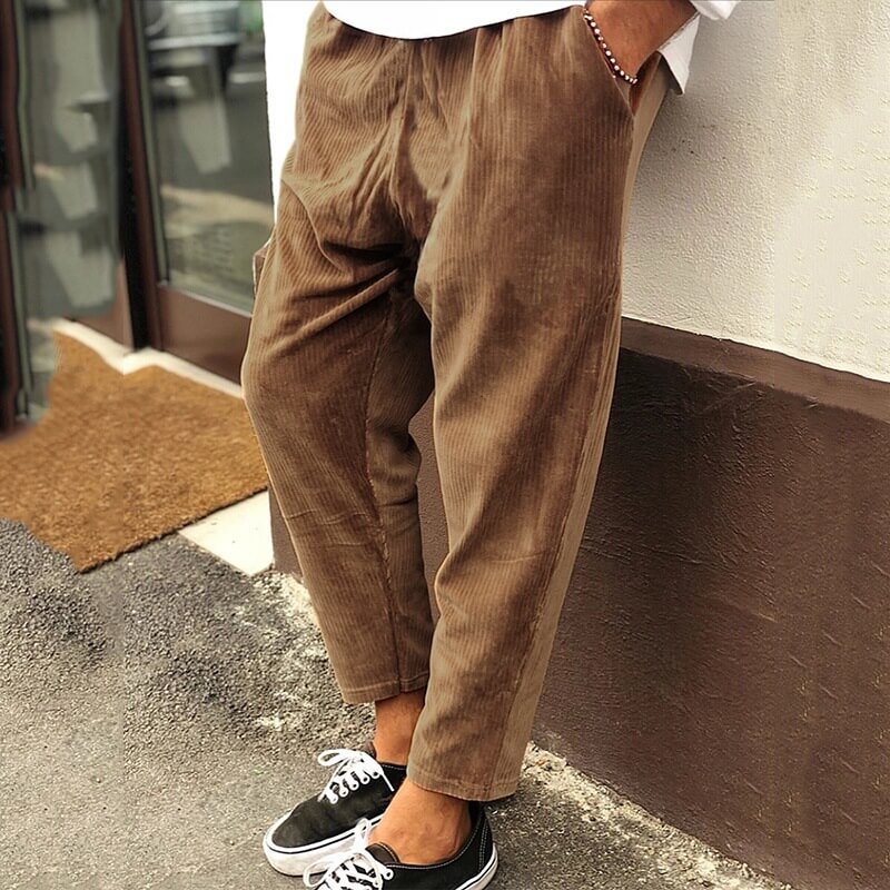 Brian - The fashionable and unique corduroy trousers