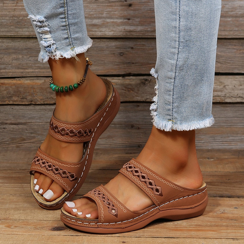 Lucia | Trendy Sandals