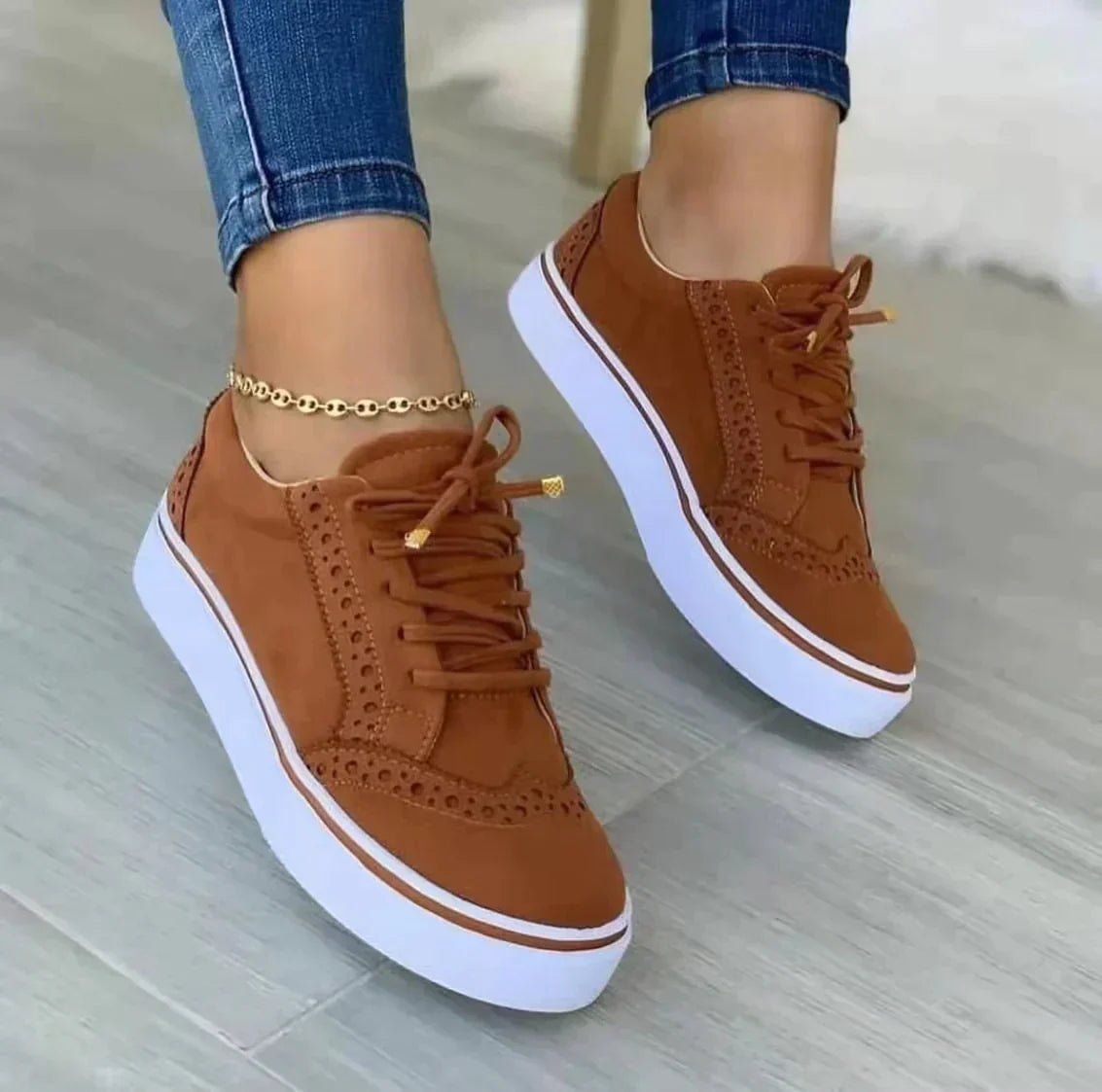 Nora - Trendy Women's Sneakers